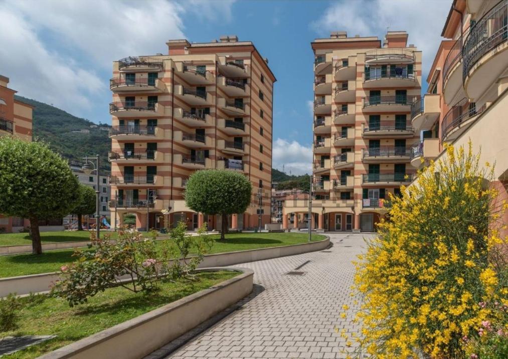 Gf Holiday Suite 3 Варацце Экстерьер фото