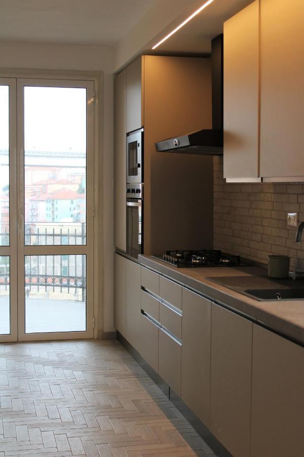 Gf Holiday Suite 3 Варацце Экстерьер фото