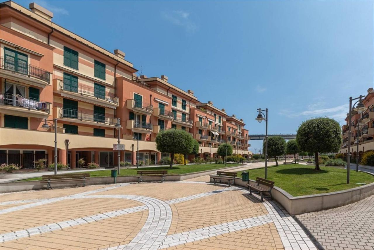 Gf Holiday Suite 3 Варацце Экстерьер фото